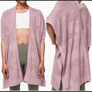 NWT find your light wrap Lululemon